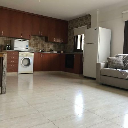 Mystra Place Nikosia Exterior foto