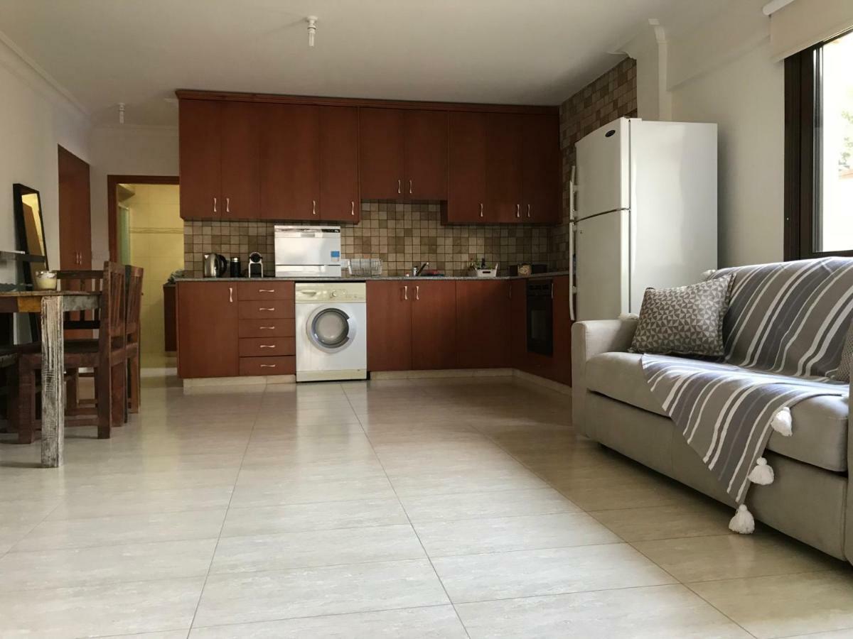 Mystra Place Nikosia Exterior foto