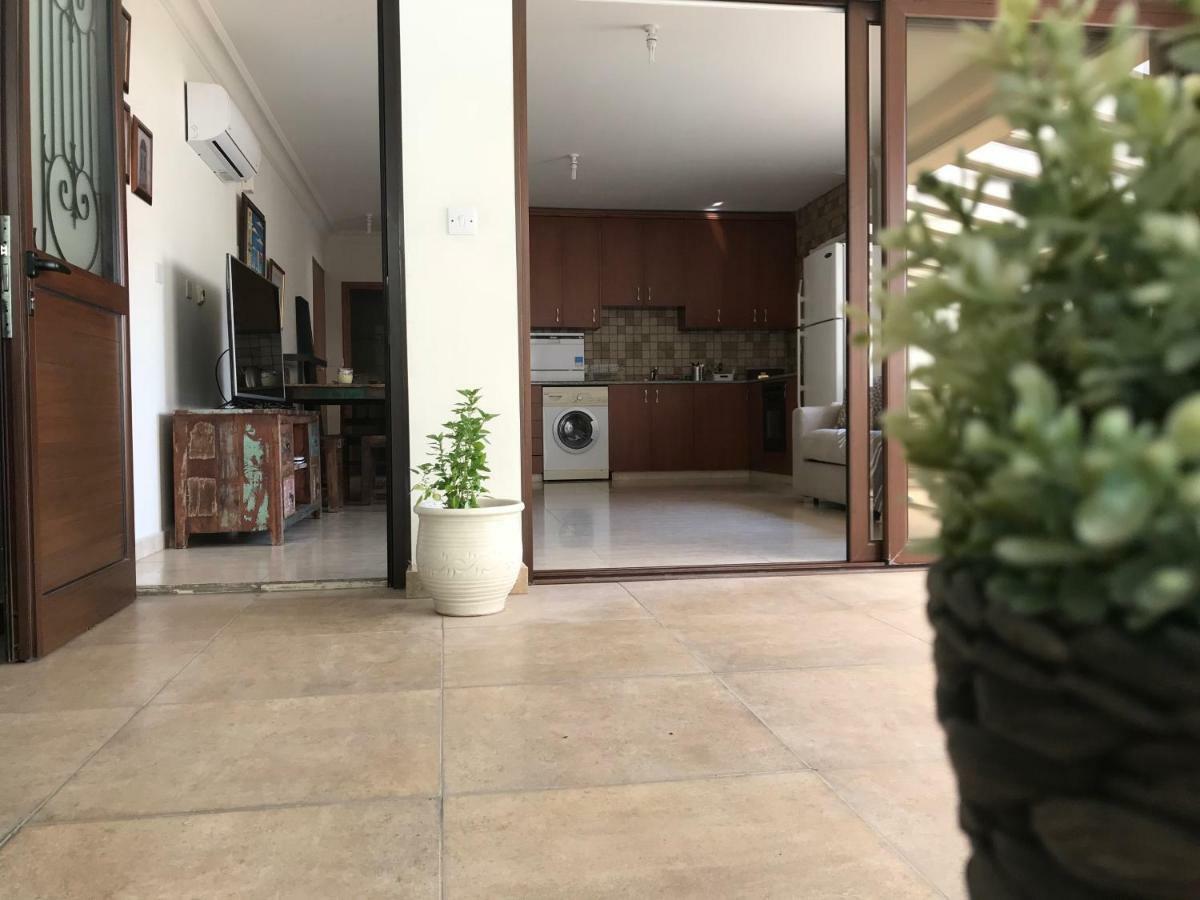 Mystra Place Nikosia Exterior foto